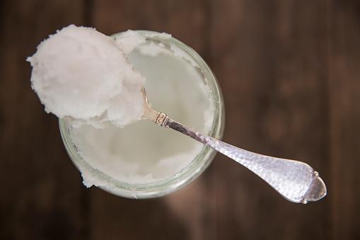 5 amazing uses for coconut oil