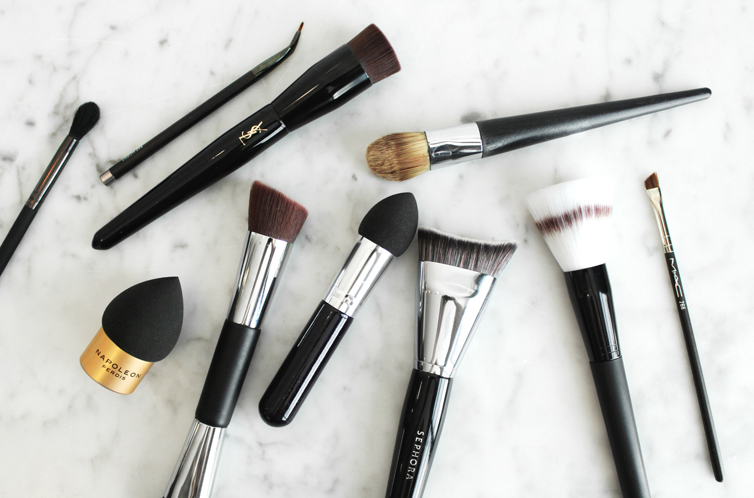 Bacteria in Your Beauty Products: How to Disinfect Your Make-Up