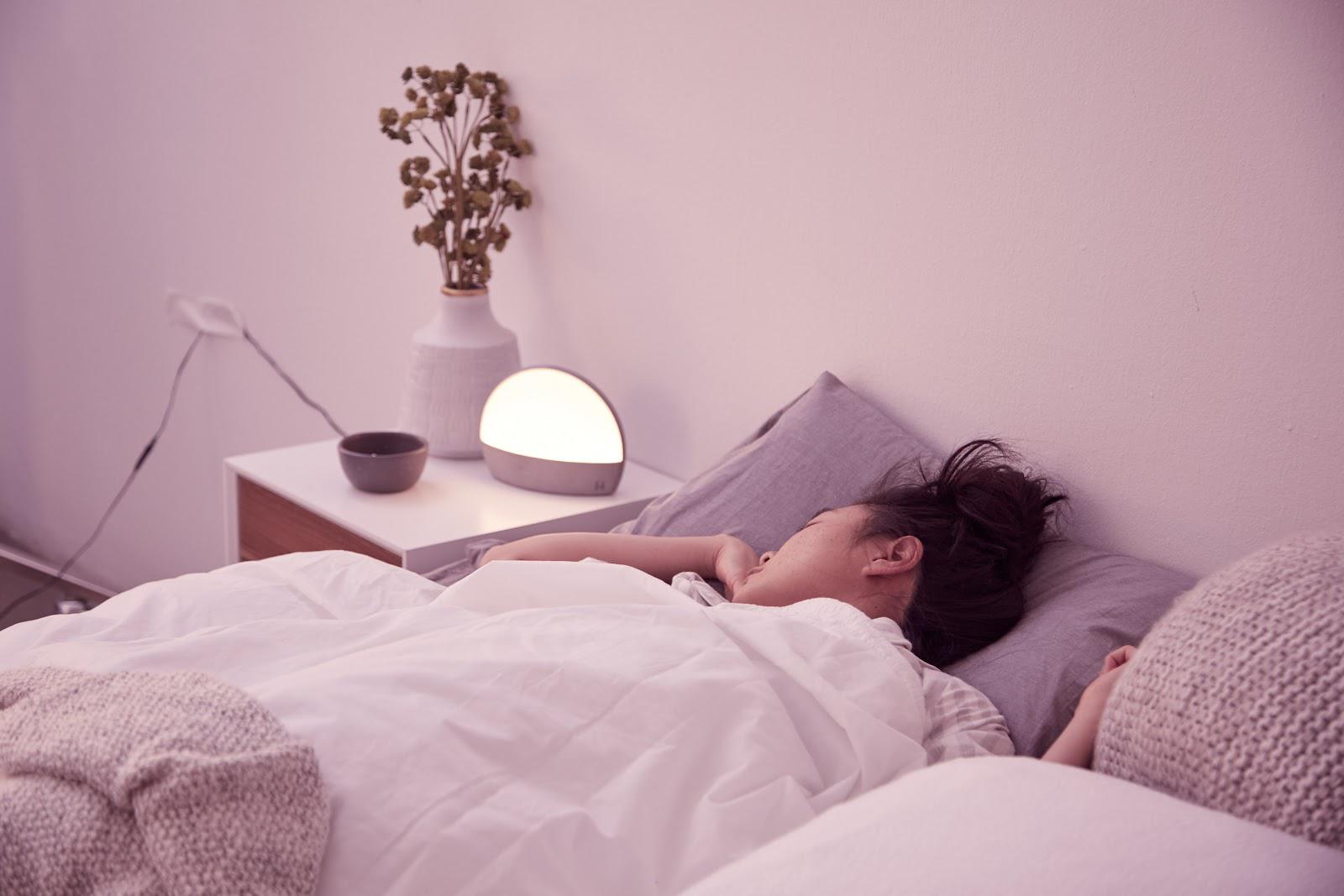 3 Ways To Kick Your Nightly Phone Habit