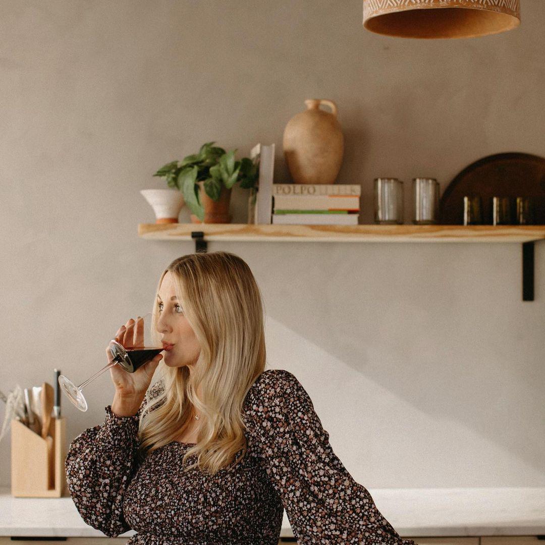 I Stopped Drinking Wine Before Bed And It Completely Changed My Sleep Routine