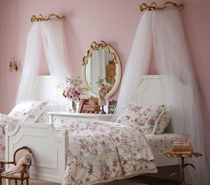 Valentine’s Day Decor That’s Acceptable Year-Round