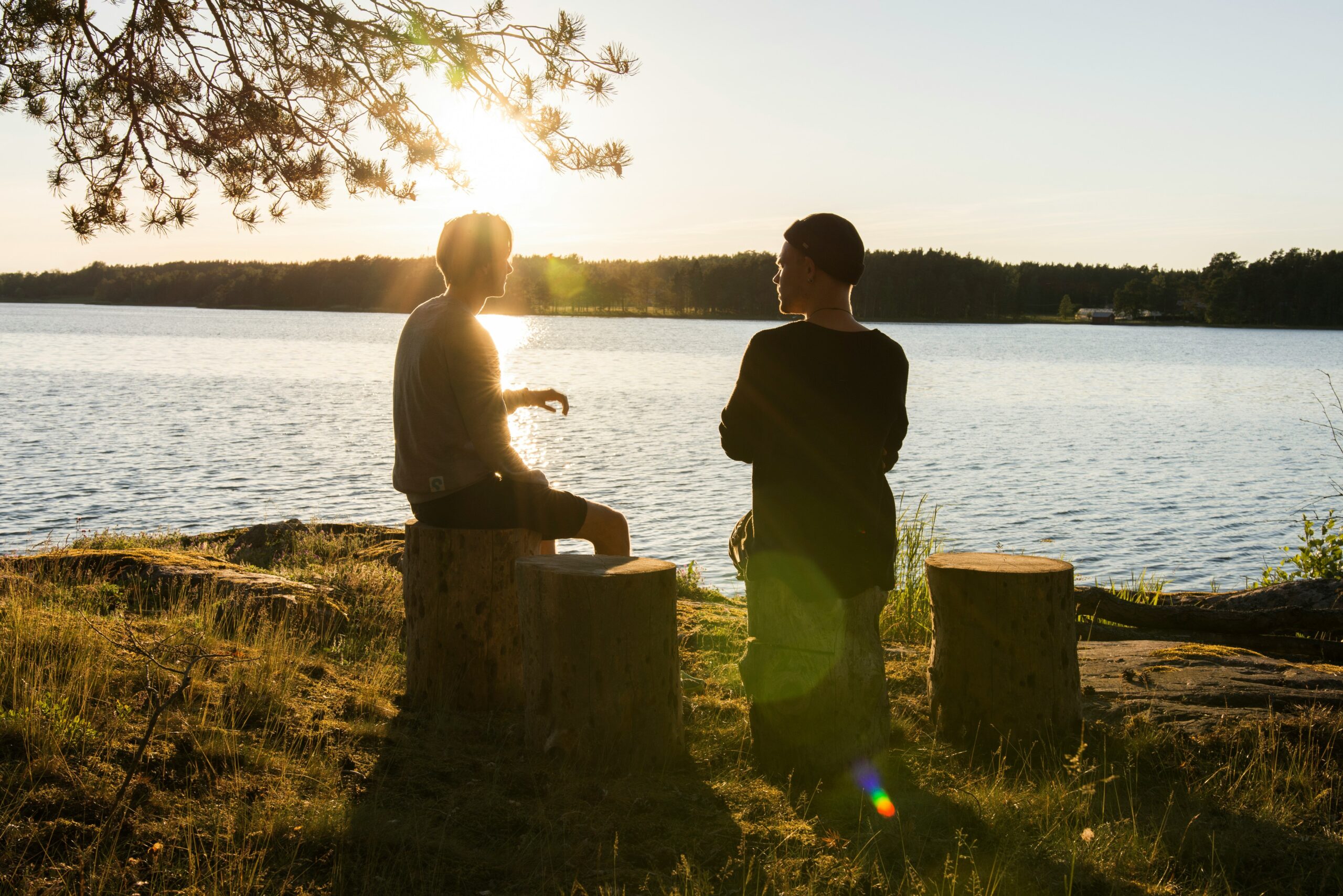 Chatting With Friends Boosts Your Mental Health