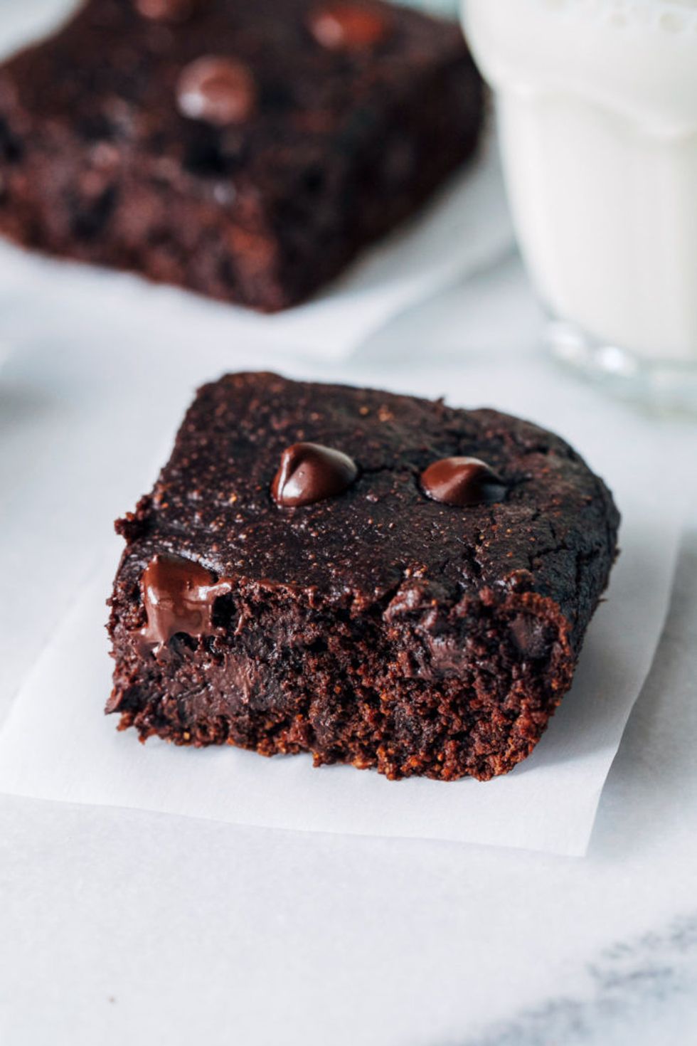 Healthy Vegan Chocolate Avocado Brownies