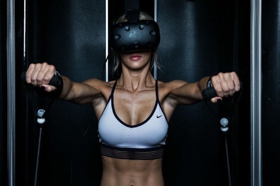 Tech Enhanced Fitness Trends Virtual Reality Gyms