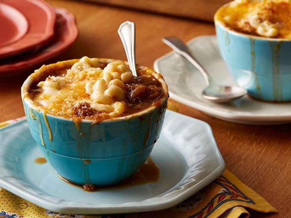 French Onion Mac and Cheese Soup