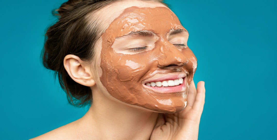 Winter Skincare: 7 Best Face Masks for Dry, Cold Weather